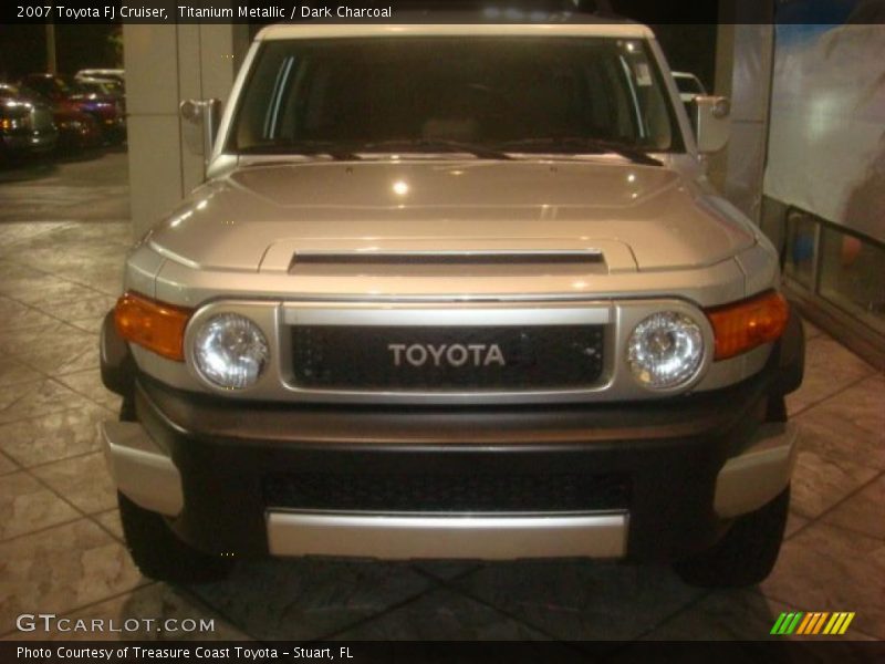 Titanium Metallic / Dark Charcoal 2007 Toyota FJ Cruiser