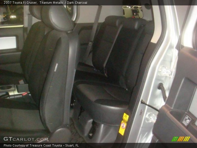 Titanium Metallic / Dark Charcoal 2007 Toyota FJ Cruiser
