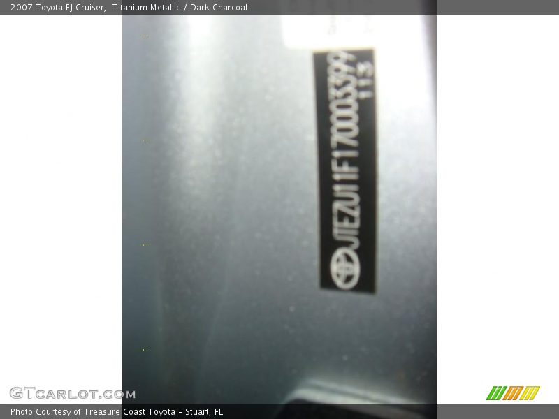 Titanium Metallic / Dark Charcoal 2007 Toyota FJ Cruiser
