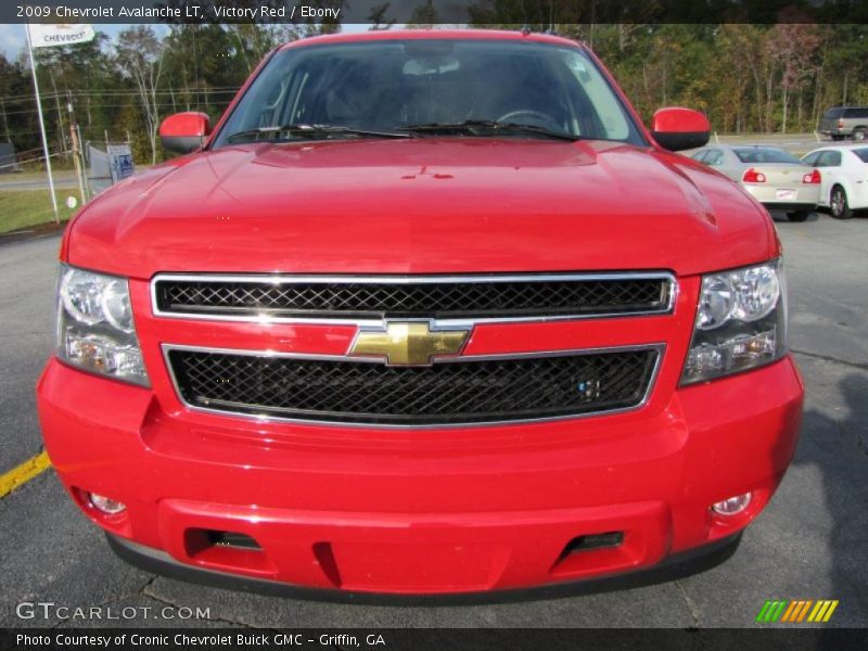 Victory Red / Ebony 2009 Chevrolet Avalanche LT