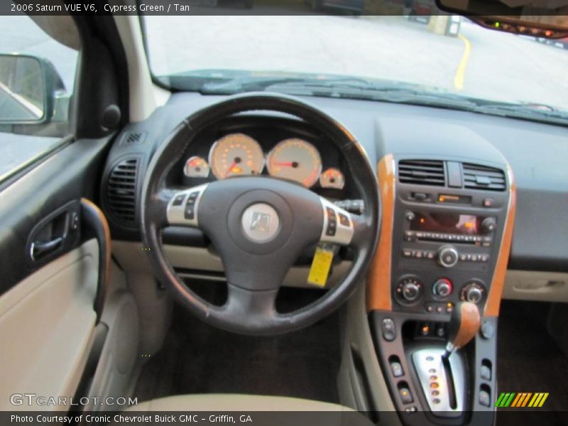 Cypress Green / Tan 2006 Saturn VUE V6