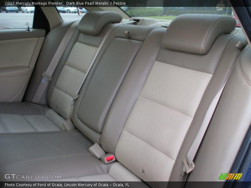  2007 Montego Premier Pebble Interior