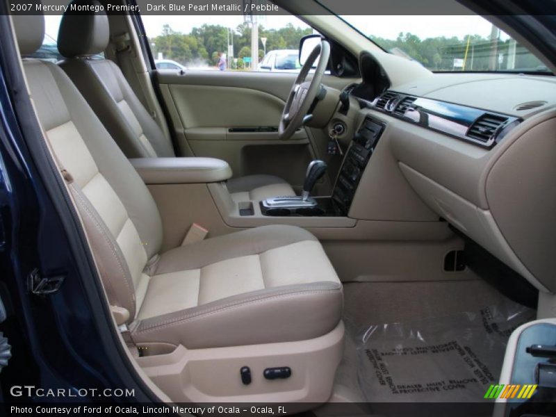  2007 Montego Premier Pebble Interior