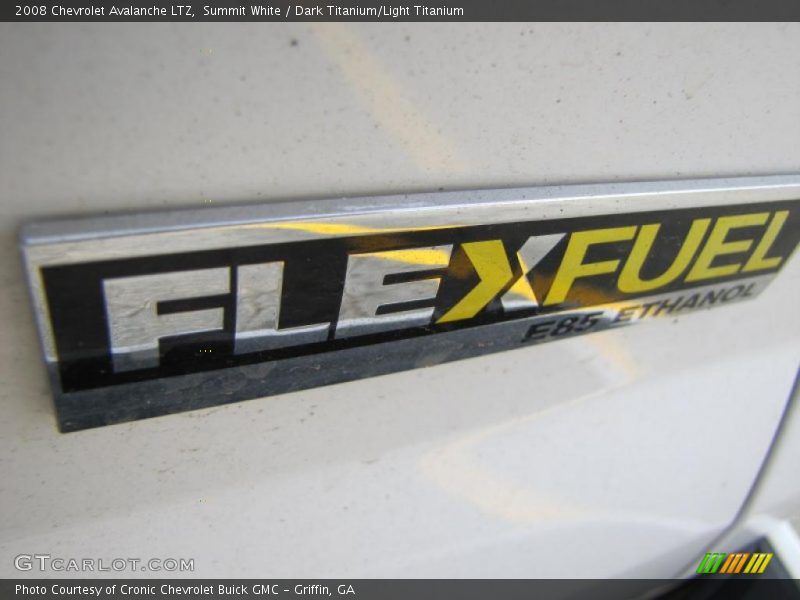 Summit White / Dark Titanium/Light Titanium 2008 Chevrolet Avalanche LTZ