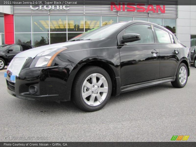 Super Black / Charcoal 2011 Nissan Sentra 2.0 SR