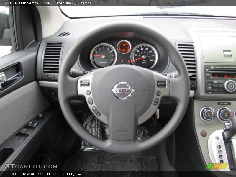 Super Black / Charcoal 2011 Nissan Sentra 2.0 SR