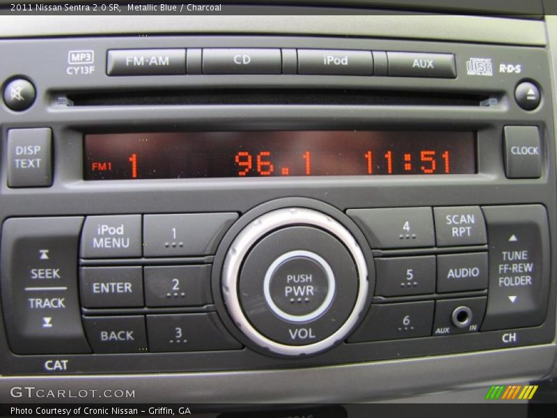 Controls of 2011 Sentra 2.0 SR