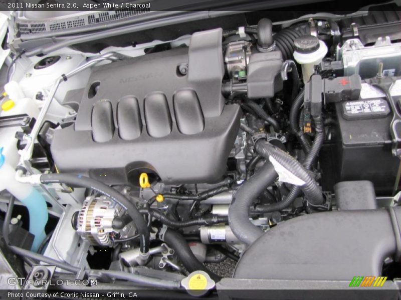 Aspen White / Charcoal 2011 Nissan Sentra 2.0