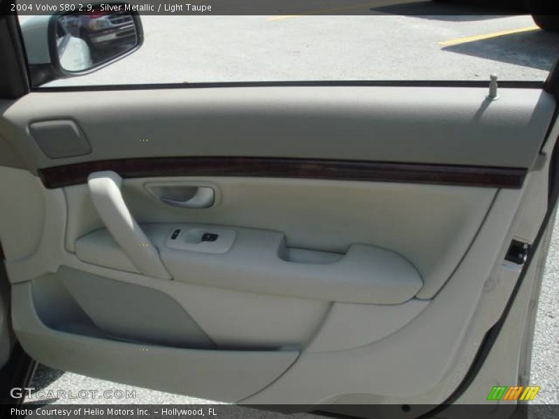 Silver Metallic / Light Taupe 2004 Volvo S80 2.9