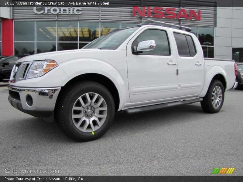 Avalanche White / Steel 2011 Nissan Frontier SL Crew Cab