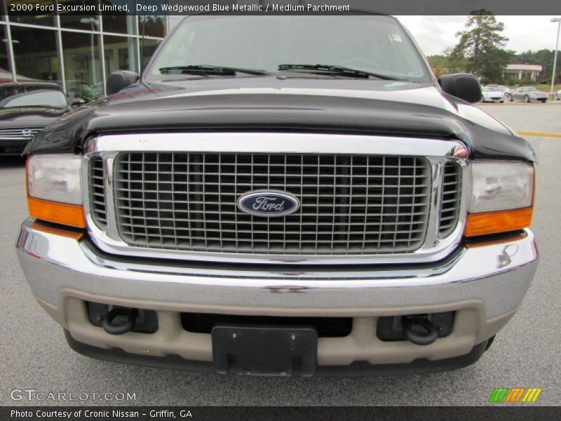 Deep Wedgewood Blue Metallic / Medium Parchment 2000 Ford Excursion Limited