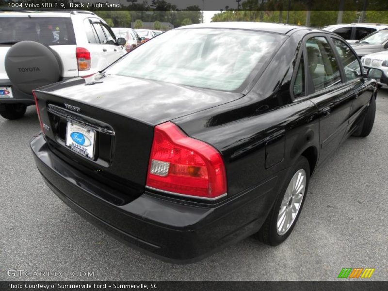 Black / Light Sand 2004 Volvo S80 2.9