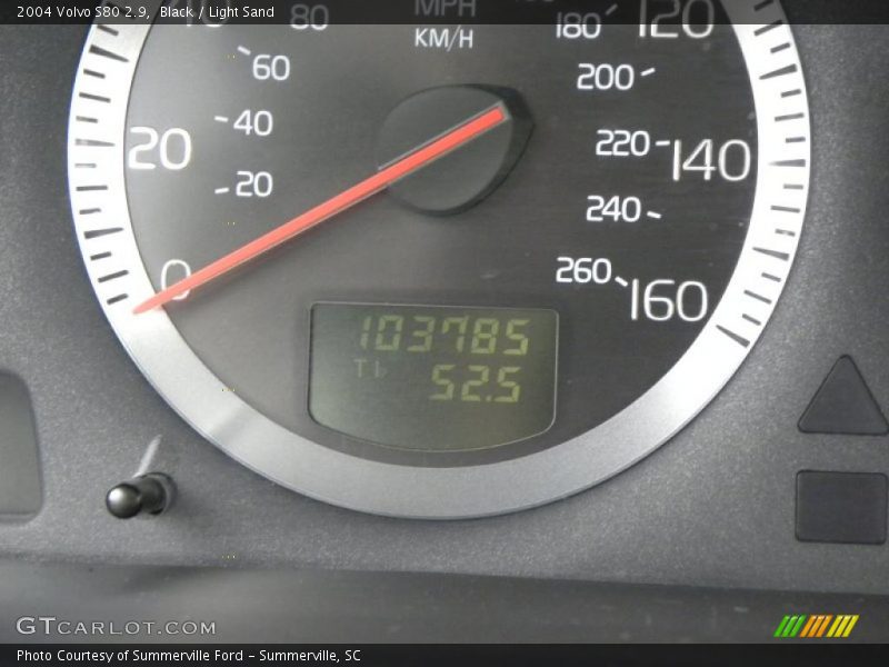 Black / Light Sand 2004 Volvo S80 2.9