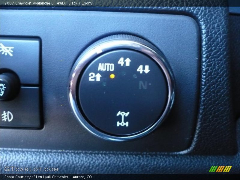 Black / Ebony 2007 Chevrolet Avalanche LT 4WD