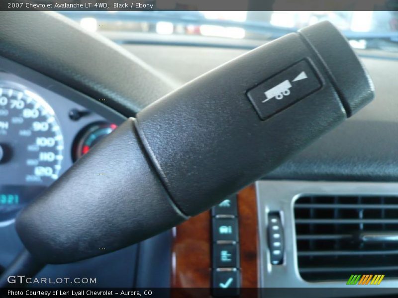 Black / Ebony 2007 Chevrolet Avalanche LT 4WD