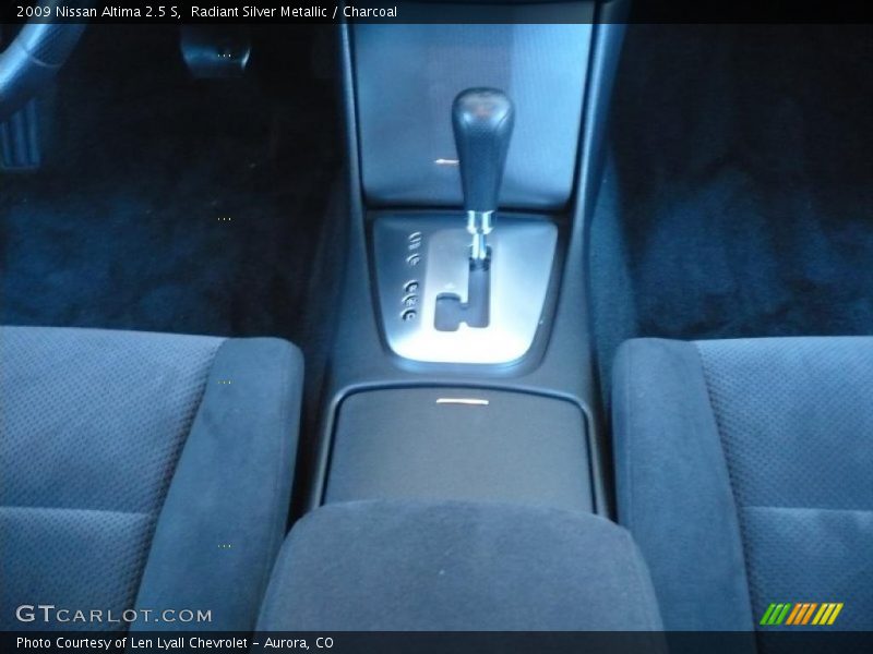 Radiant Silver Metallic / Charcoal 2009 Nissan Altima 2.5 S