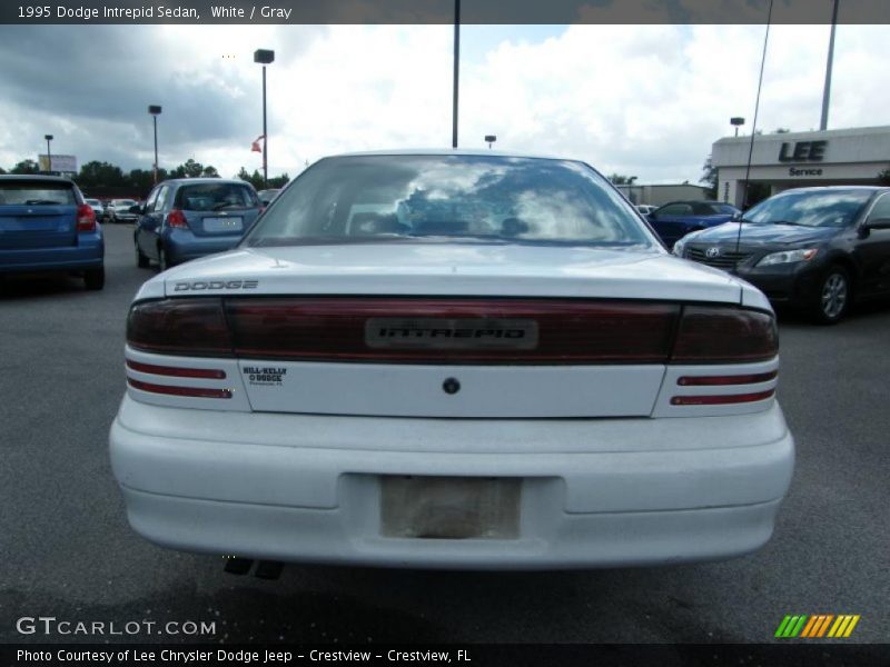 White / Gray 1995 Dodge Intrepid Sedan