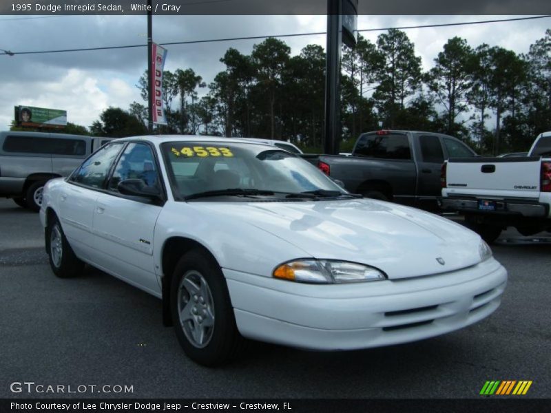 White / Gray 1995 Dodge Intrepid Sedan