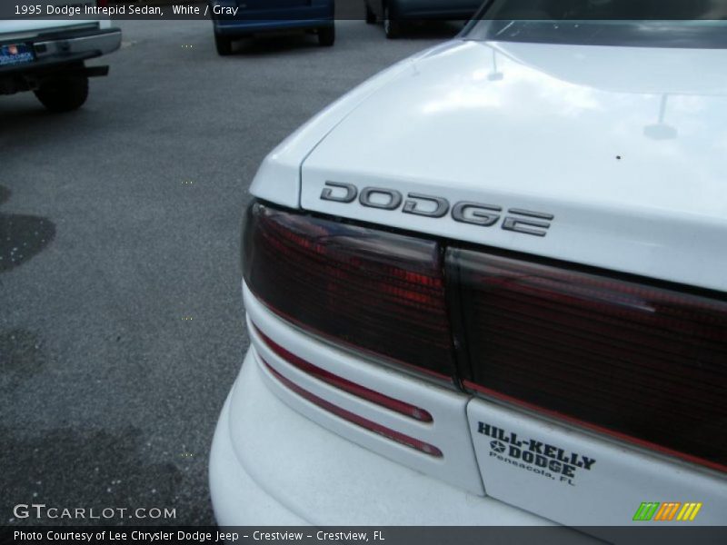 White / Gray 1995 Dodge Intrepid Sedan