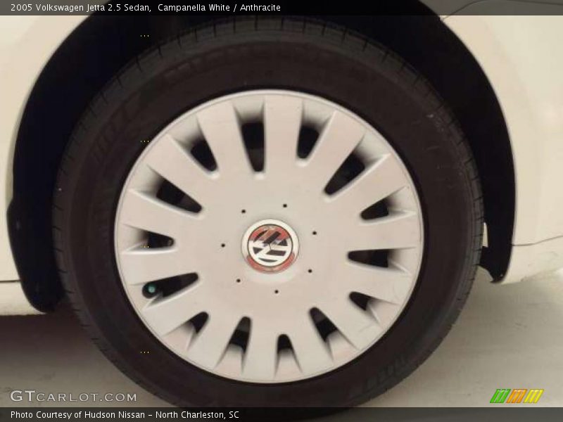 Campanella White / Anthracite 2005 Volkswagen Jetta 2.5 Sedan