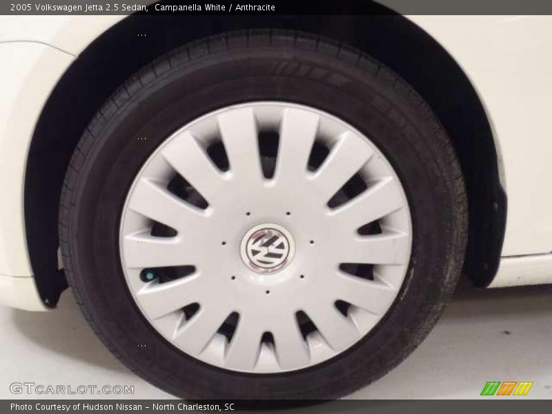 Campanella White / Anthracite 2005 Volkswagen Jetta 2.5 Sedan