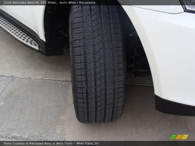 Arctic White / Macadamia 2008 Mercedes-Benz ML 350 4Matic