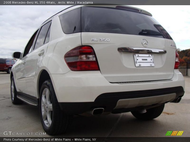 Arctic White / Macadamia 2008 Mercedes-Benz ML 350 4Matic
