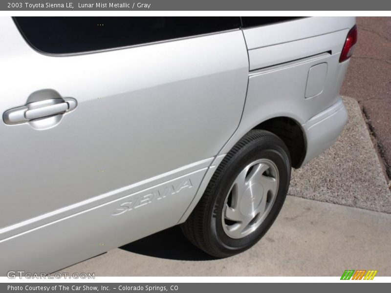 Lunar Mist Metallic / Gray 2003 Toyota Sienna LE