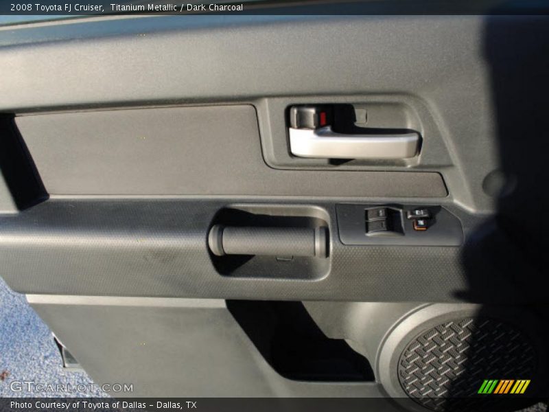 Titanium Metallic / Dark Charcoal 2008 Toyota FJ Cruiser