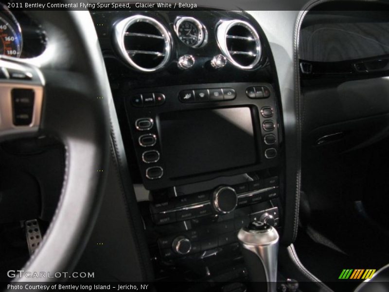 Controls of 2011 Continental Flying Spur Speed