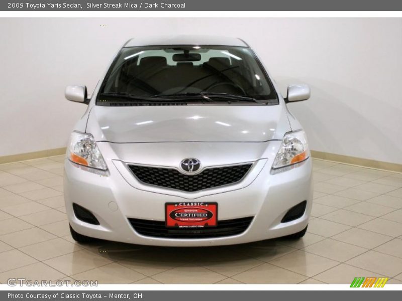 Silver Streak Mica / Dark Charcoal 2009 Toyota Yaris Sedan
