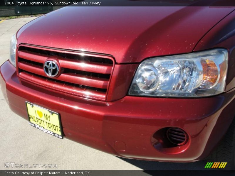 Sundown Red Pearl / Ivory 2004 Toyota Highlander V6