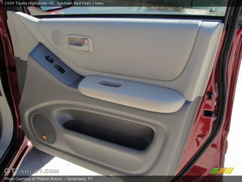 Sundown Red Pearl / Ivory 2004 Toyota Highlander V6