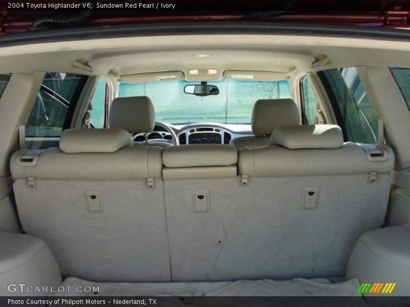 Sundown Red Pearl / Ivory 2004 Toyota Highlander V6