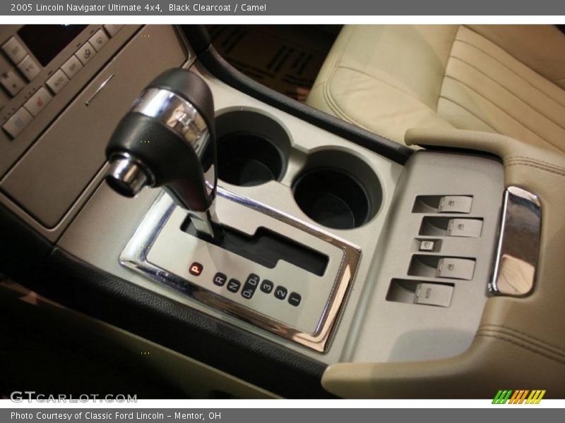  2005 Navigator Ultimate 4x4 6 Speed Automatic Shifter