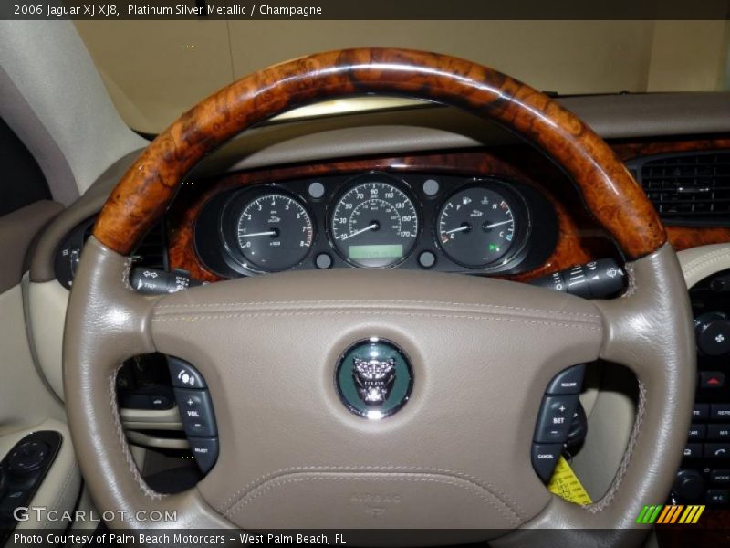  2006 XJ XJ8 Steering Wheel