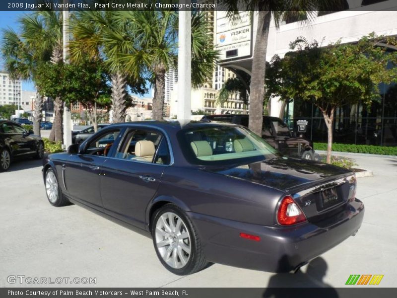 Pearl Grey Metallic / Champagne/Charcoal 2008 Jaguar XJ Vanden Plas