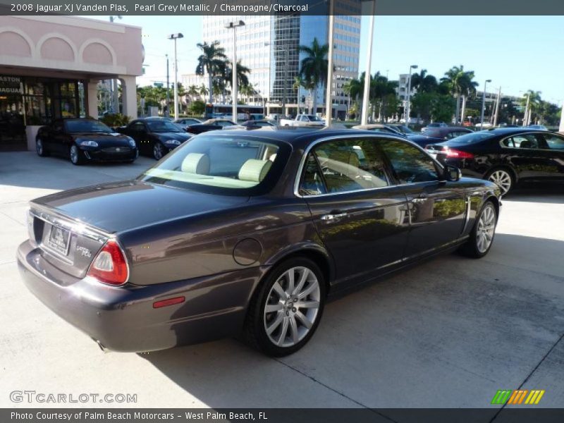 Pearl Grey Metallic / Champagne/Charcoal 2008 Jaguar XJ Vanden Plas