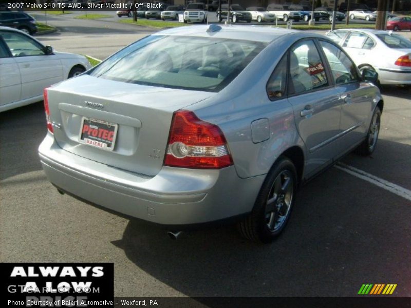 Silver Metallic / Off-Black 2007 Volvo S40 T5 AWD
