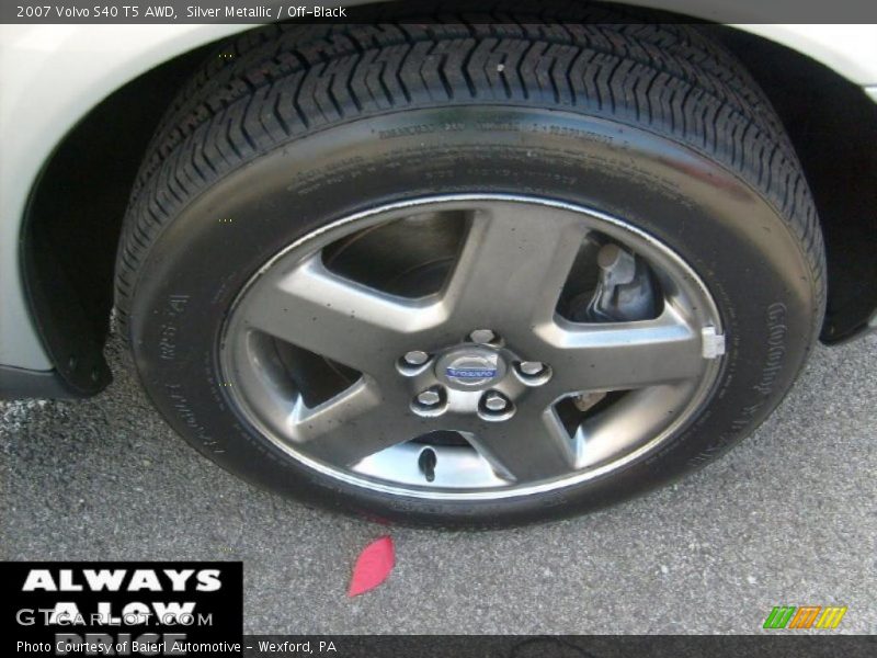 Silver Metallic / Off-Black 2007 Volvo S40 T5 AWD