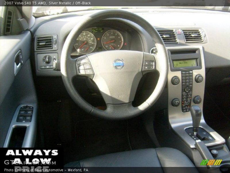 Silver Metallic / Off-Black 2007 Volvo S40 T5 AWD