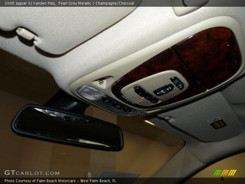 Pearl Grey Metallic / Champagne/Charcoal 2008 Jaguar XJ Vanden Plas
