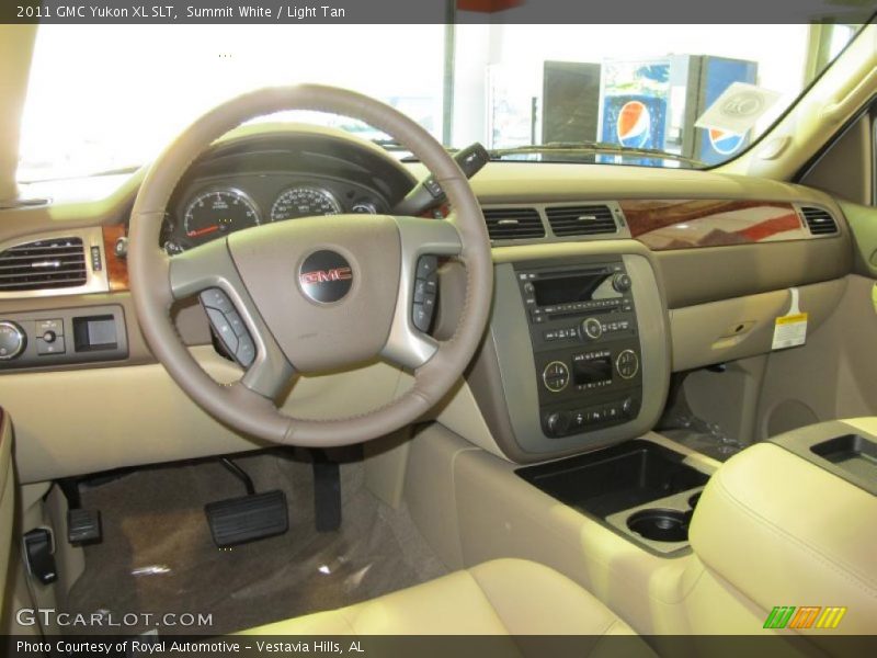 Dashboard of 2011 Yukon XL SLT