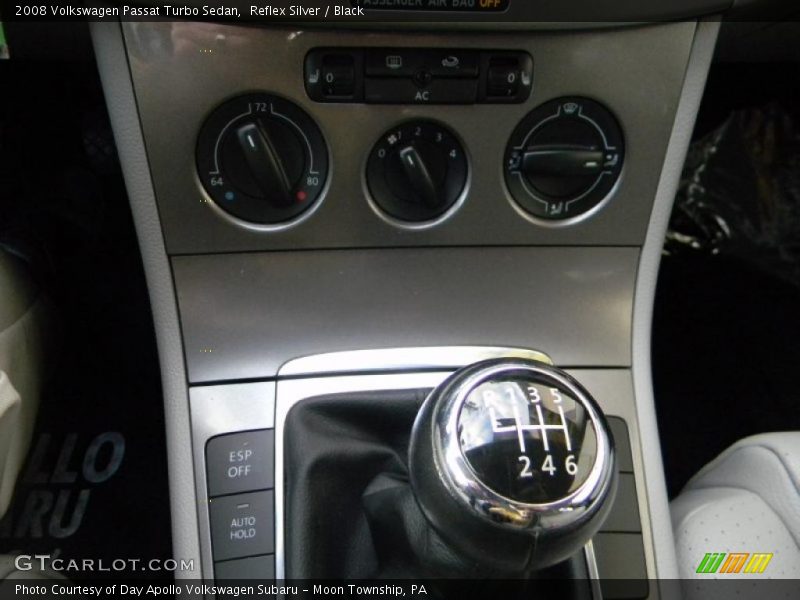  2008 Passat Turbo Sedan 6 Speed Manual Shifter