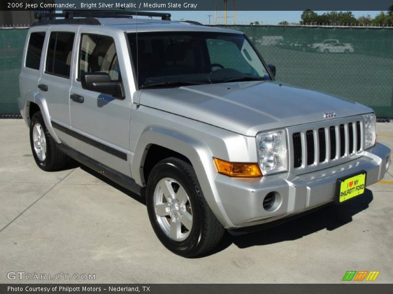 Bright Silver Metallic / Medium Slate Gray 2006 Jeep Commander