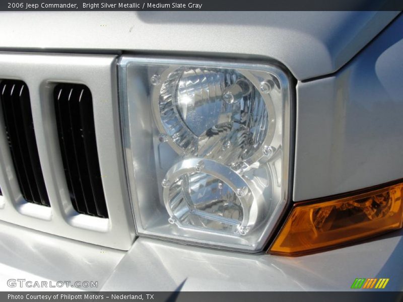 Bright Silver Metallic / Medium Slate Gray 2006 Jeep Commander