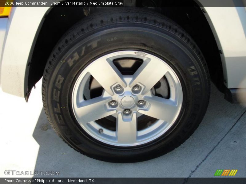 Bright Silver Metallic / Medium Slate Gray 2006 Jeep Commander