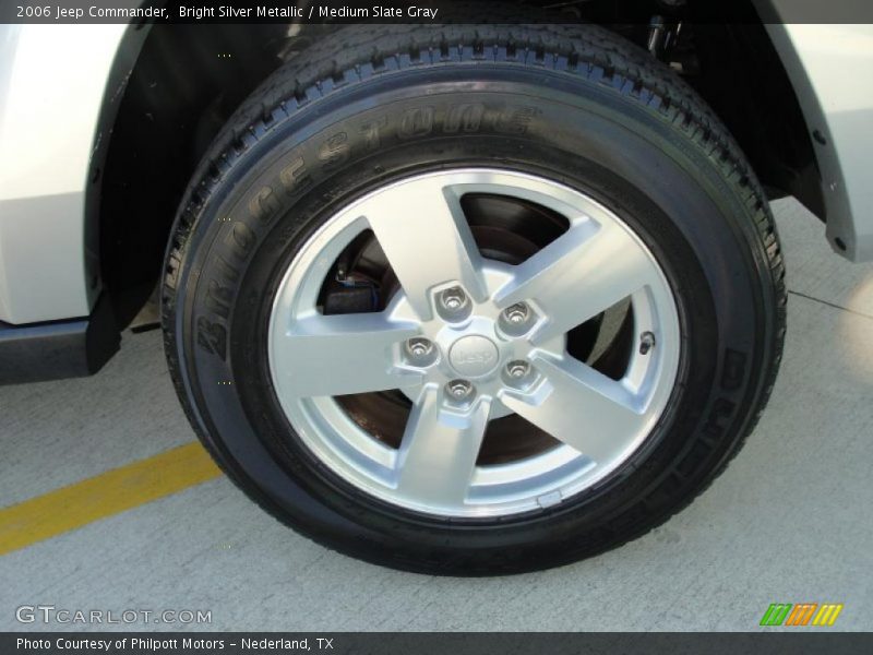 Bright Silver Metallic / Medium Slate Gray 2006 Jeep Commander