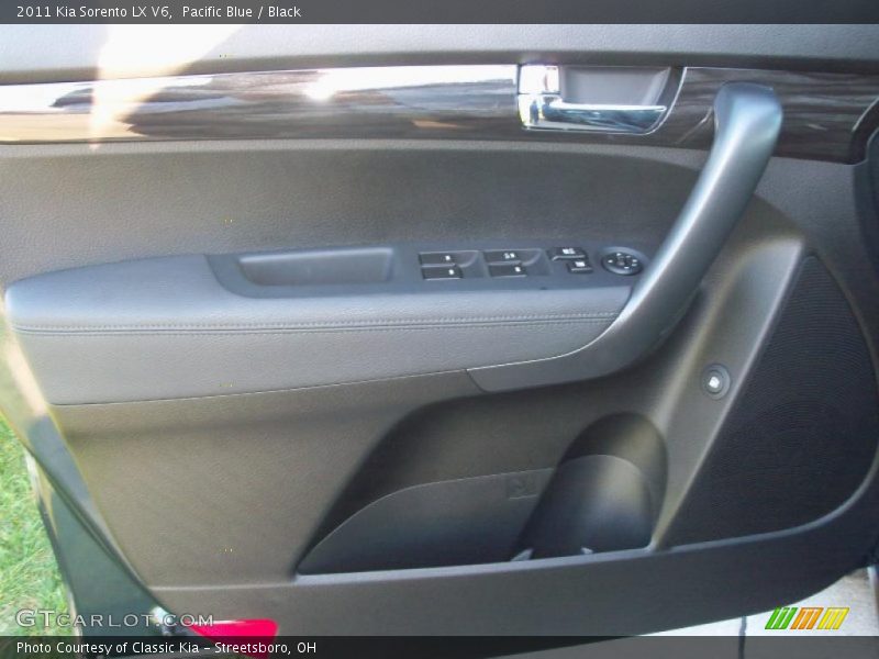 Pacific Blue / Black 2011 Kia Sorento LX V6