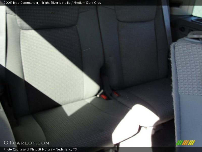 Bright Silver Metallic / Medium Slate Gray 2006 Jeep Commander